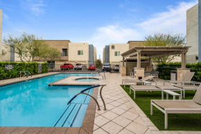 Elegant Diamond Retreat with Pool and Free Parking